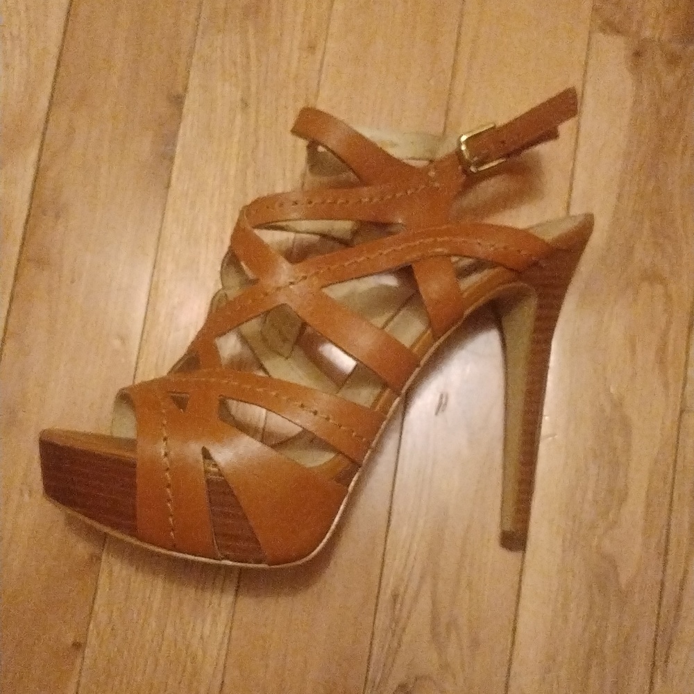 Guess high heels size 8